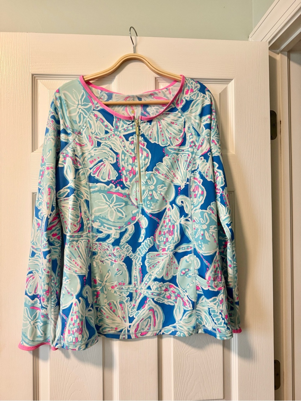 Lilly Pulitzer Luxletic UPF 50+ Longsleeve Quaterzip Size Large